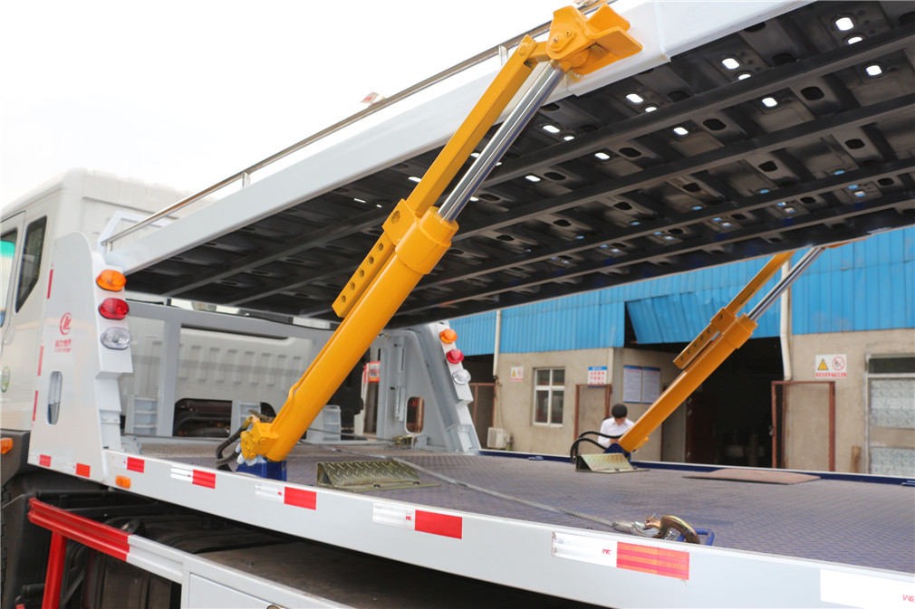 東風D9一拖三清障車 東風D9一拖三清障車