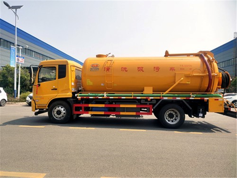 國六東風(fēng)天錦15方清洗吸污車一體罐