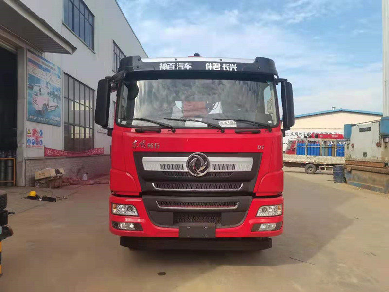 國六東風暢行D7前四后八三一14噸吊機 國六東風暢行D7前四后八三一14噸吊機