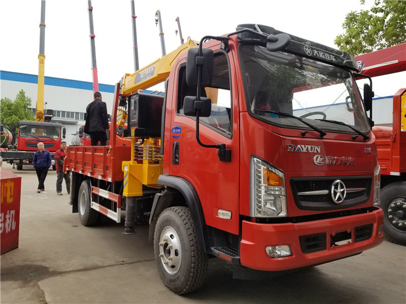 大運藍牌隨車吊 大運藍牌隨車吊