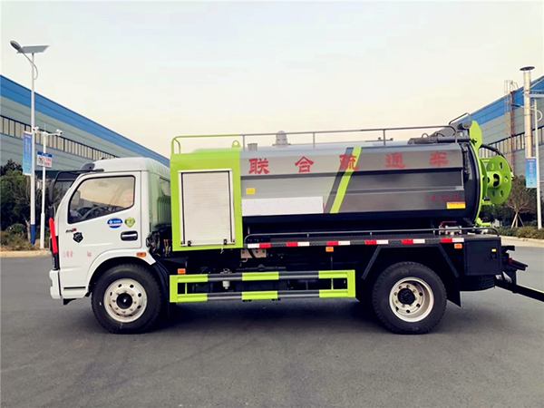 東風大多利卡7和3清洗吸污車 東風大多利卡7和3清洗吸污車