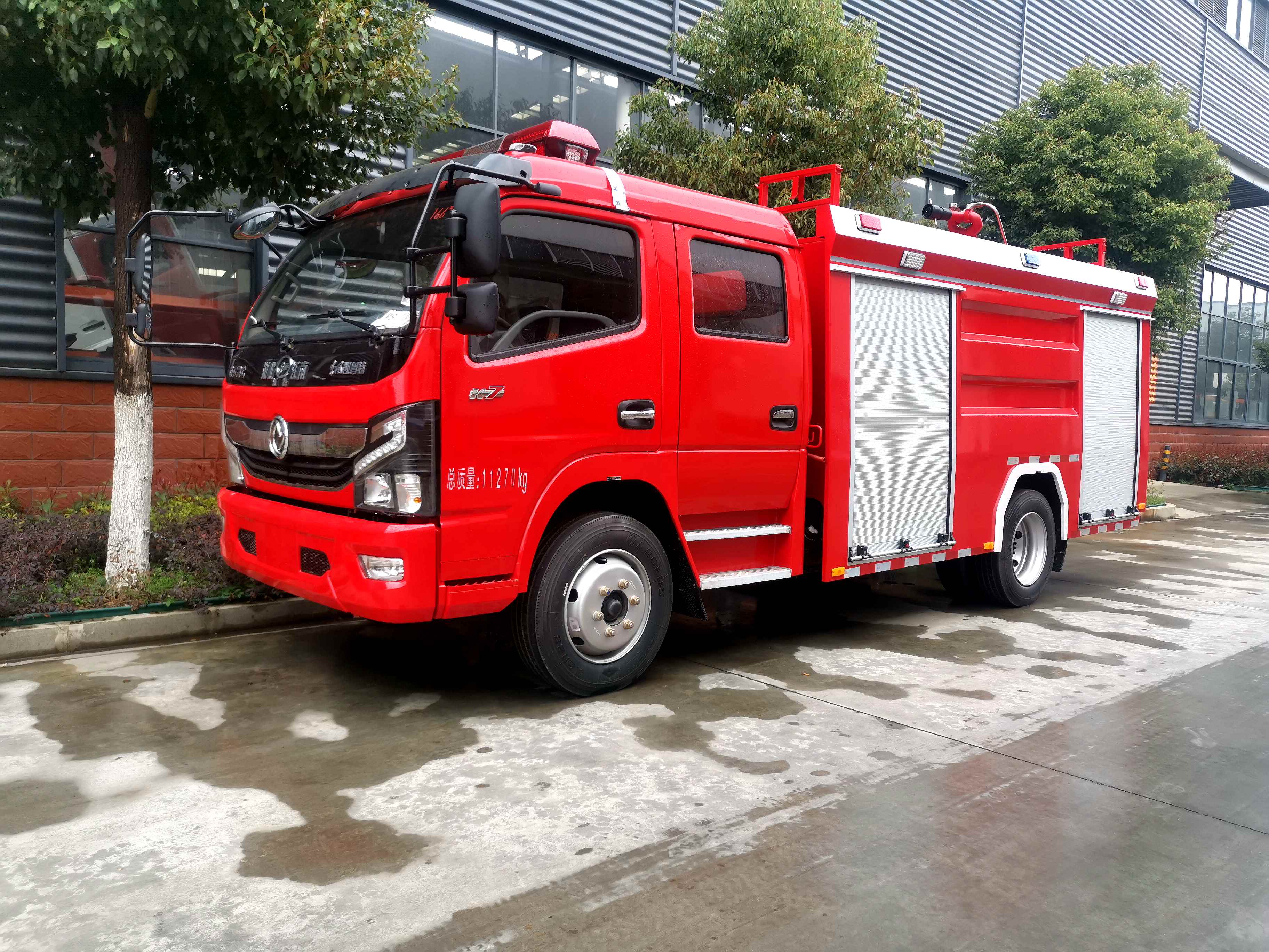 東風5噸水罐消防車 東風5噸水罐消防車