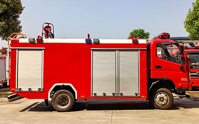 福田奧鈴四驅森林消防車